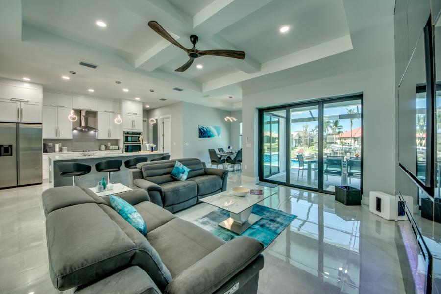 8-Family-Room